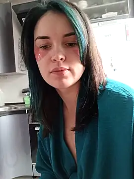 Snapshot of LazyTanukii chatting on 10/08/25, 06:33 LazyTanukii online show from 10/08/25, 06:33