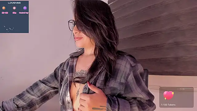 Snapshot of kathypink_ chatting on 02/02/25, 08:57 kathypink  online show from 02/02/25, 08:57