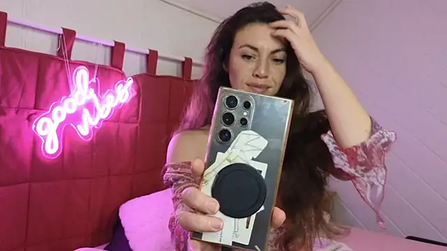 TiffanyDollxxx online show from 02/15/26, 09:44