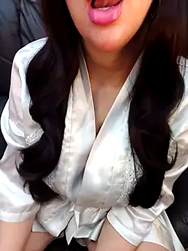 Queen sousou online show from 02/16/25, 10:32