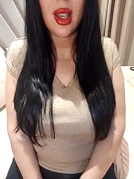 Queen sousou online show from 11/11/25, 09:59