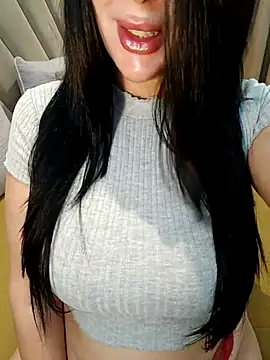 Queen sousou online show from 12/21/25, 10:22