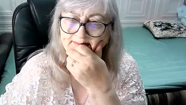 LolkaAlyss online show from 12/21/25, 03:02