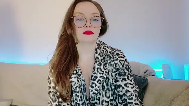 FemDom RubyKnightXXO online show from 02/21/25, 11:32