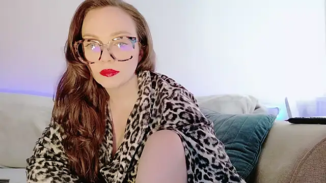 FemDom RubyKnightXXO online show from 03/06/25, 03:13