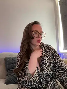 FemDom RubyKnightXXO online show from 03/08/25, 12:09