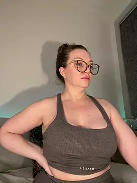 FemDom RubyKnightXXO online show from 02/11/26, 07:52