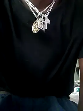 RinsingWood84 online show from 12/27/24, 03:48