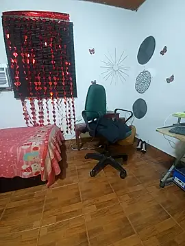 sharom smith1 online show from 02/28/25, 07:05