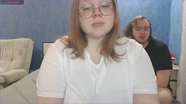 Snapshot of Touch_me_more_please chatting on 02/26/25, 09:48 Touch me more please online show from 02/26/25, 09:48