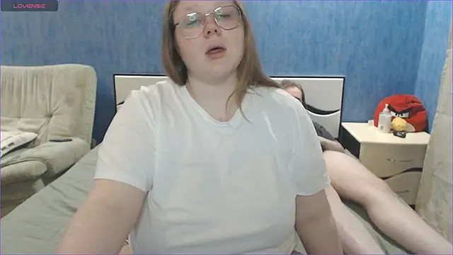 Snapshot of Touch_me_more_please chatting on 03/11/25, 02:51 Touch me more please online show from 03/11/25, 02:51