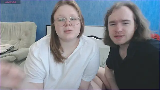 Snapshot of Touch_me_more_please chatting on 03/19/25, 12:12 Touch me more please online show from 03/19/25, 12:12