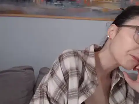 cleophee online show from 03/11/25, 09:34