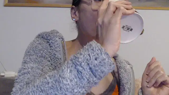 cleophee online show from 02/05/26, 06:51