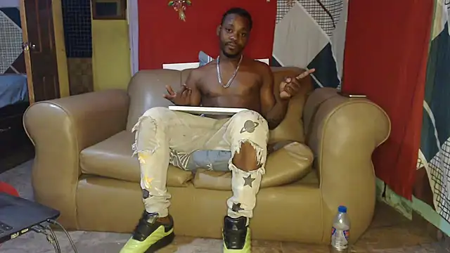 Snapshot of Tirichexxx chatting on 01/03/25, 03:38 Tirichexxx online show from 01/03/25, 03:38