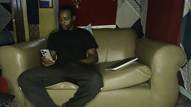 Snapshot of Tirichexxx chatting on 01/03/25, 04:37 Tirichexxx online show from 01/03/25, 04:37