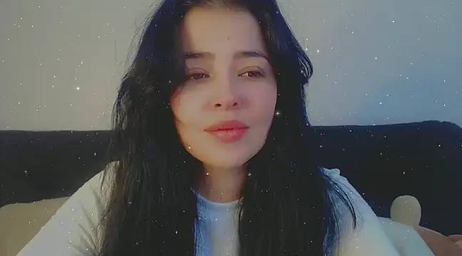 Snapshot of Aleska__Bell chatting on 02/10/25, 03:21 Aleska  Bell online show from 02/10/25, 03:21