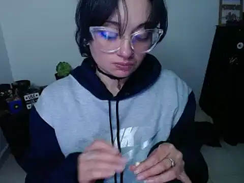 Snapshot of Alexa-Sweet69 chatting on 01/10/25, 02:57 Alexa-Sweet69 online show from 01/10/25, 02:57