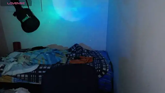 Snapshot of Alexa-Sweet69 chatting on 10/23/25, 01:27 Alexa-Sweet69 online show from 10/23/25, 01:27