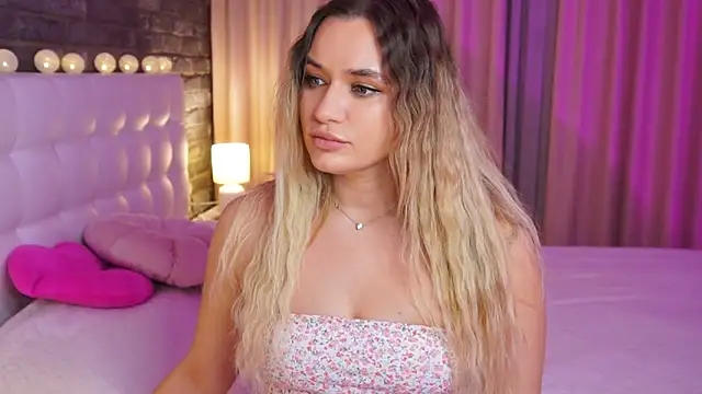 starrydoll online show from 03/04/25, 05:34