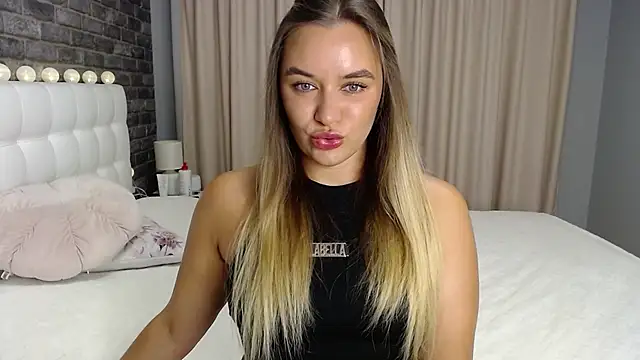 starrydoll online show from 10/03/25, 03:53