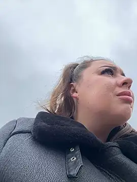 Sara Slow online show from 12/22/24, 10:38