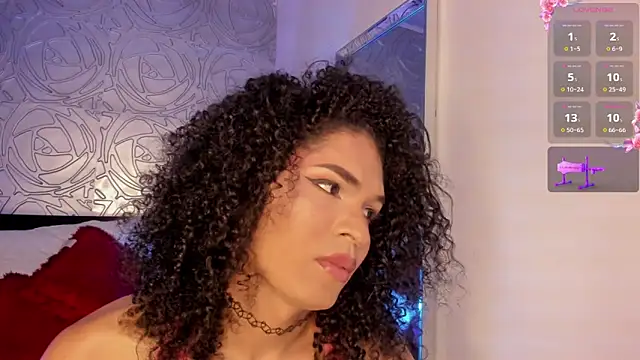 Snapshot of vennus1_ chatting on 10/10/25, 04:00 vennus1  online show from 10/10/25, 04:00