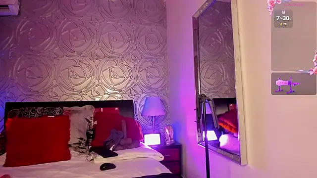 Snapshot of vennus1_ chatting on 10/24/25, 04:09 vennus1  online show from 10/24/25, 04:09