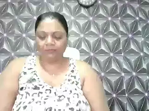 IndianDelia online show from 12/18/25, 03:45