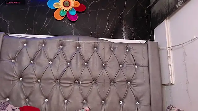 LAILAGUMMY online show from 04/10/26, 02:11