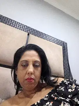 Snapshot of Mahi4luv chatting on 12/07/24, 10:06 Mahi4luv online show from 12/07/24, 10:06