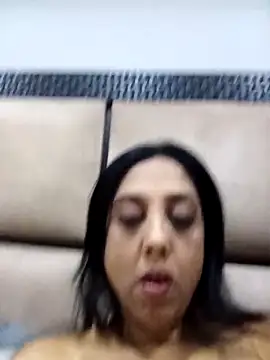 Snapshot of Mahi4luv chatting on 03/08/25, 07:42 Mahi4luv online show from 03/08/25, 07:42