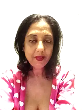 Snapshot of Mahi4luv chatting on 09/22/25, 12:01 Mahi4luv online show from 09/22/25, 12:01