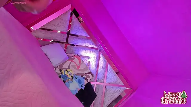 anapuala sexxx online show from 12/25/24, 06:52