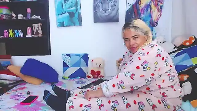 estrellita fugaz16x online show from 03/03/25, 03:19