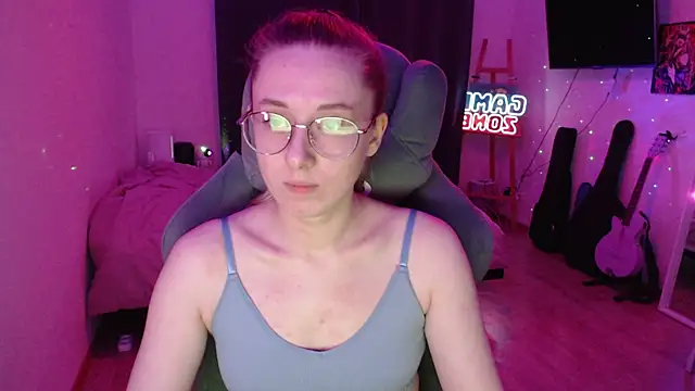 AnabelFrel online show from 01/30/25, 12:39