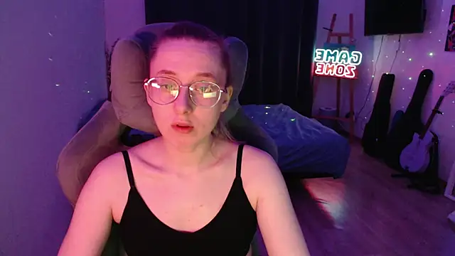 AnabelFrel online show from 03/06/25, 01:16