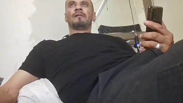 leonar0101 online show from 11/25/25, 04:45