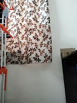 Snapshot of captain_juicyprecum chatting on 03/11/25, 03:26 captain juicyprecum online show from 03/11/25, 03:26