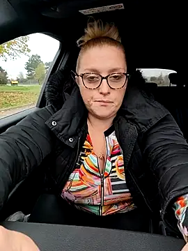 winniess40 online show from 11/28/25, 09:45