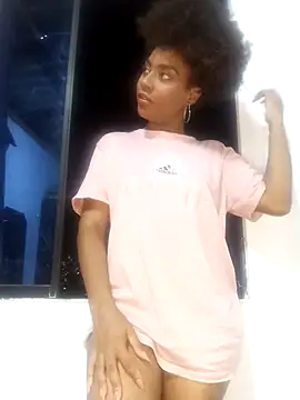 thaimy  online show from 10/14/25, 11:49