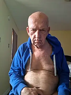 Strap  online show from 04/16/26, 03:57