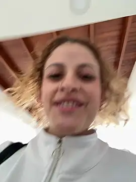 alana15 online show from 01/31/25, 03:44