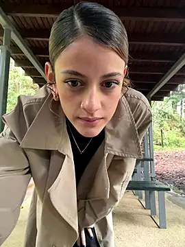 alana15 online show from 09/18/25, 03:03