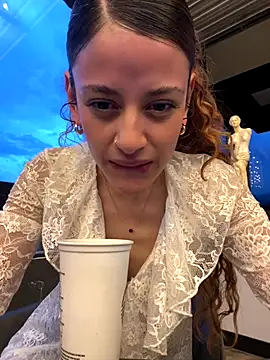 alana15 online show from 10/09/25, 10:52