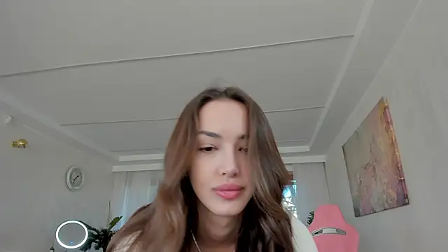 TiffanyHouston  online show from 02/10/25, 06:42