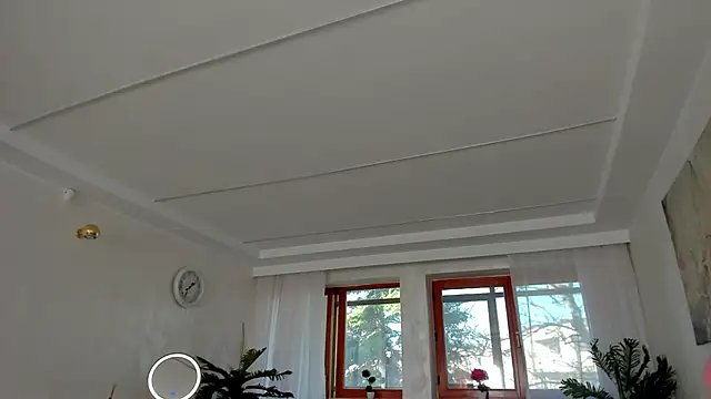 TiffanyHouston  online show from 03/07/25, 06:57