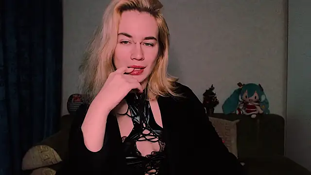 xxxcharismaaa online show from 02/17/25, 03:47