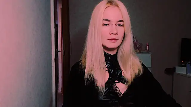 xxxcharismaaa online show from 10/09/25, 03:04