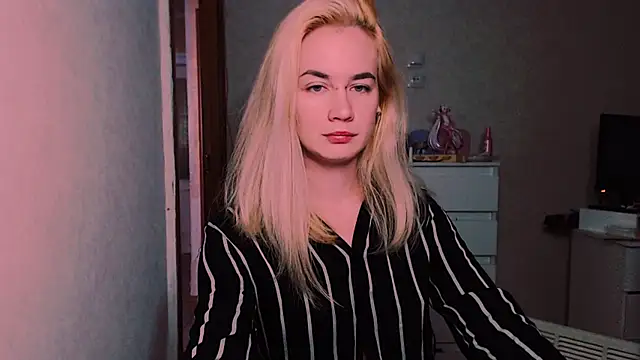 xxxcharismaaa online show from 10/11/25, 08:24